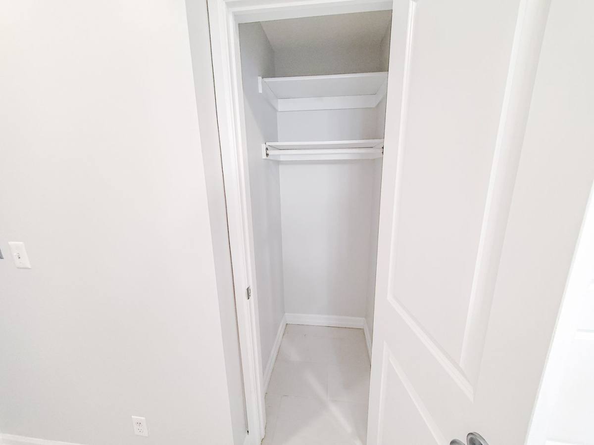 Apartment for rent at 528 S 29th St, Omaha, NE 68105