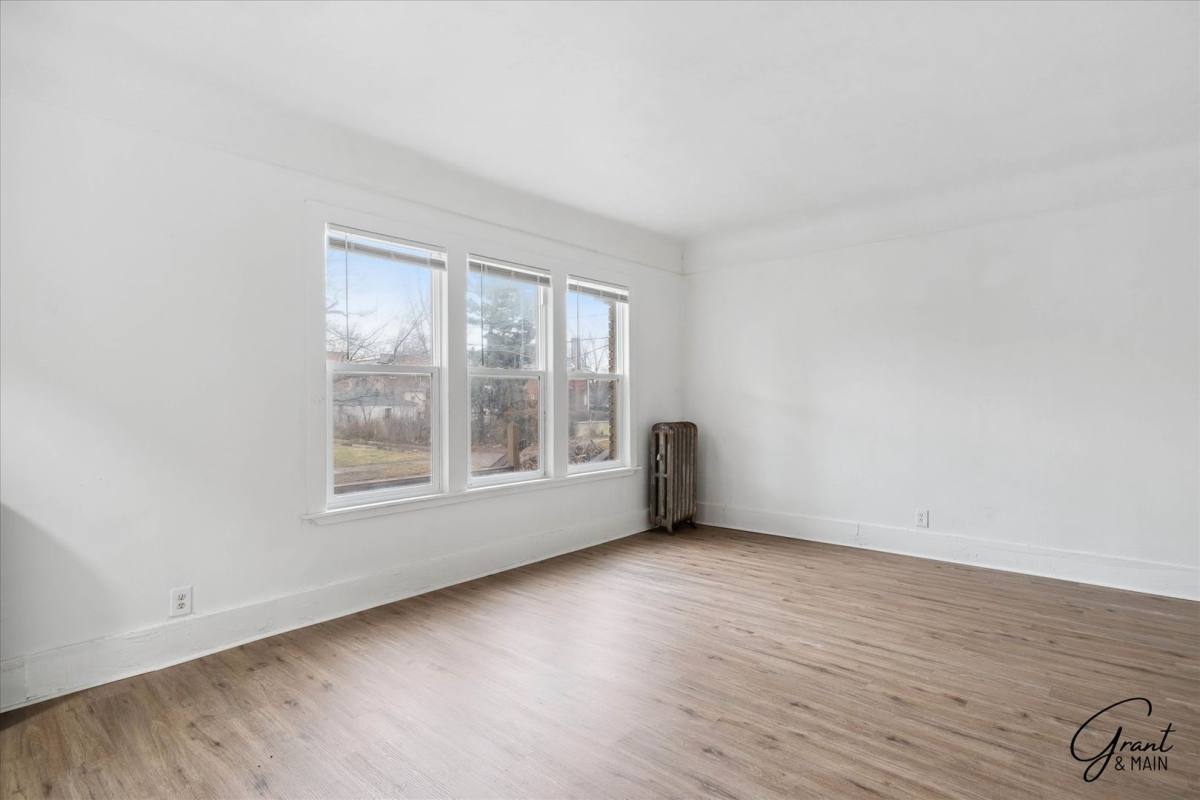 Apartment for rent at 2433 Pasadena St, Detroit, MI 48238