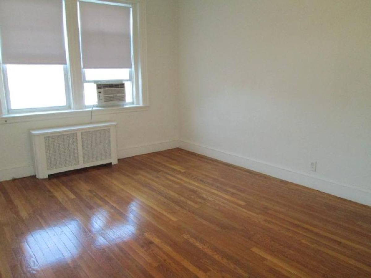 Apartment for rent at 2045 Commonwealth Ave #406, Brighton, MA 02135