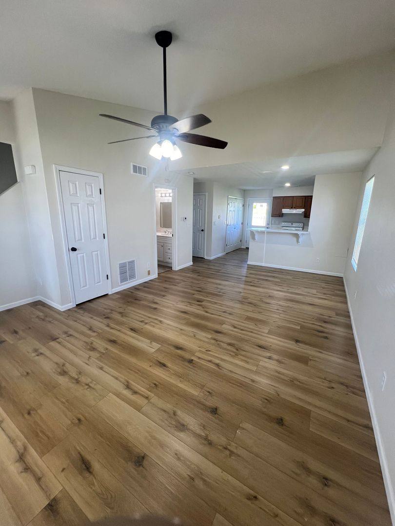 Apartment for rent at 2509 -2511 Carnation Dr, Columbia, MO 65202