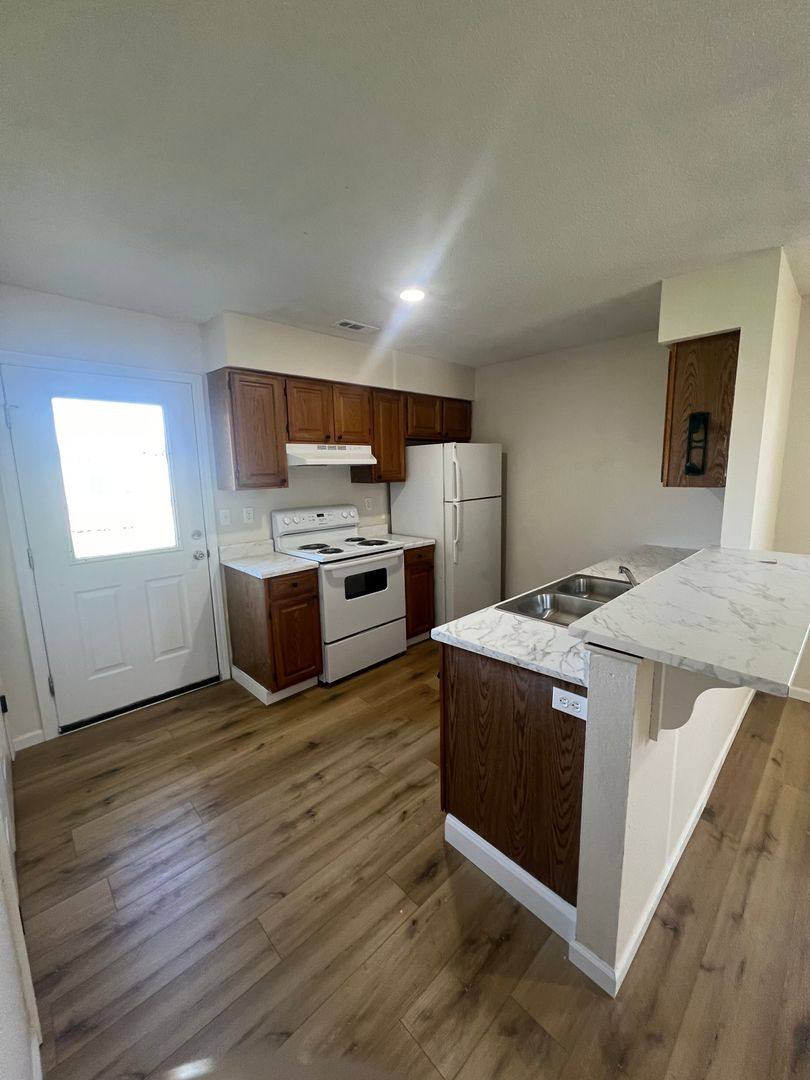Apartment for rent at 2509 -2511 Carnation Dr, Columbia, MO 65202