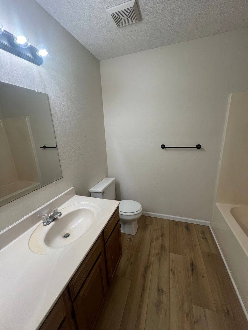 Apartment for rent at 2509 -2511 Carnation Dr, Columbia, MO 65202