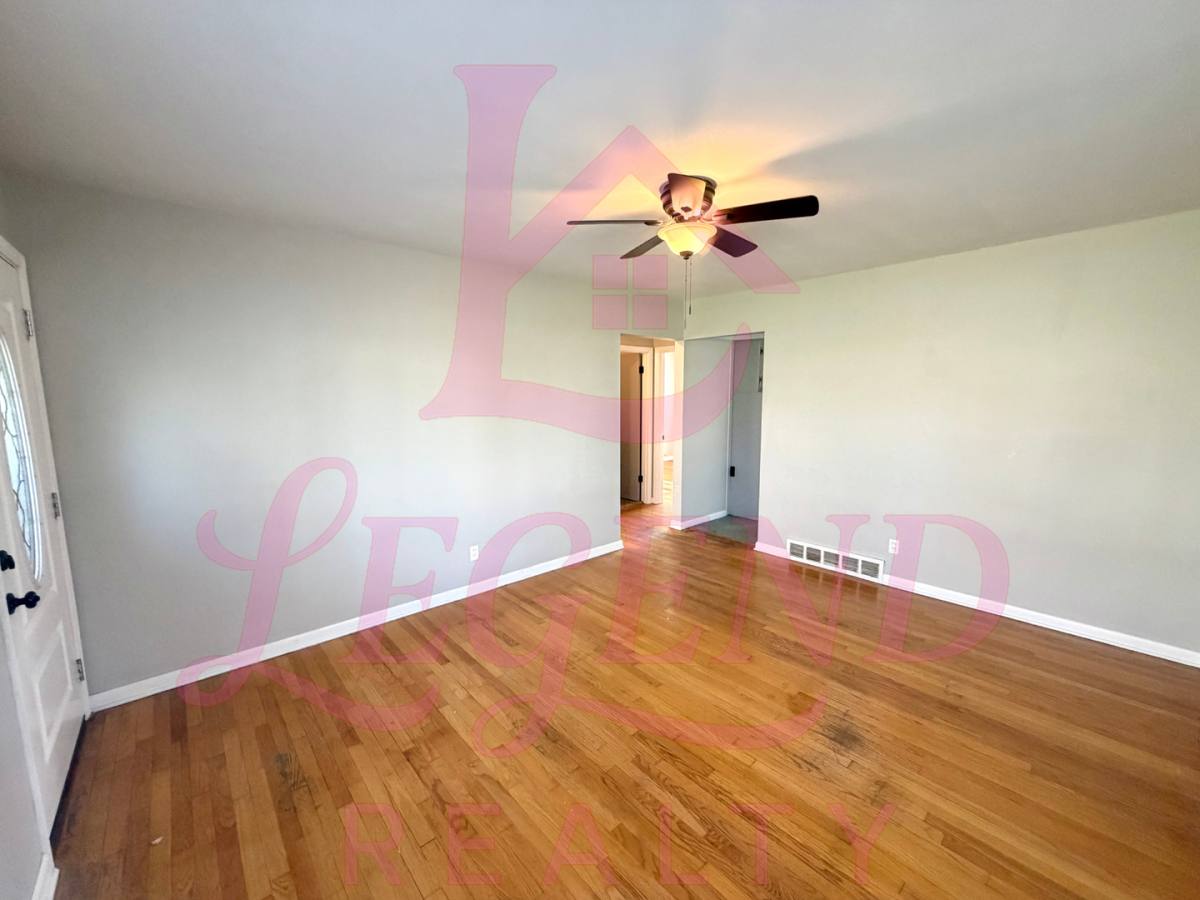 Apartment for rent at 3720 Brown Rd, Saint Louis, MO 63114