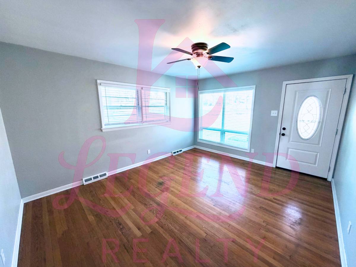 Apartment for rent at 3720 Brown Rd, Saint Louis, MO 63114
