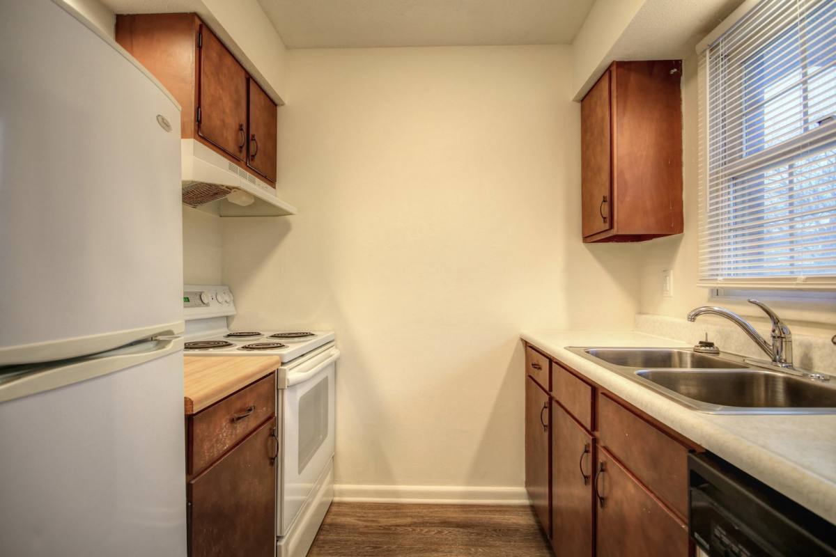 Townhouse for rent at 1515 Lincolnshire Dr, Champaign, IL 61821