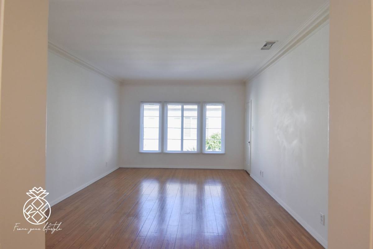 Apartment for rent at 9348 - 9358 1 2 W Olympic Blvd, Beverly Hills, CA 90212