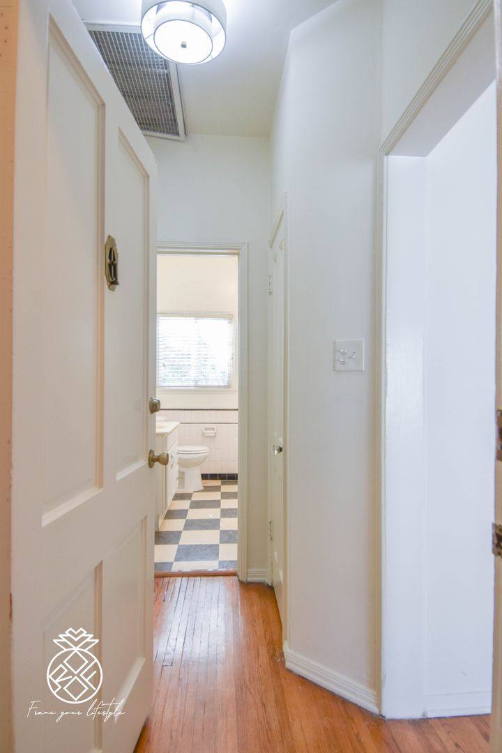 Apartment for rent at 9348 - 9358 1 2 W Olympic Blvd, Beverly Hills, CA 90212