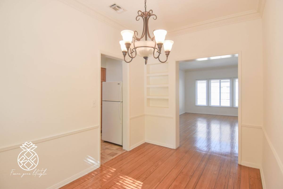 Apartment for rent at 9348 - 9358 1 2 W Olympic Blvd, Beverly Hills, CA 90212