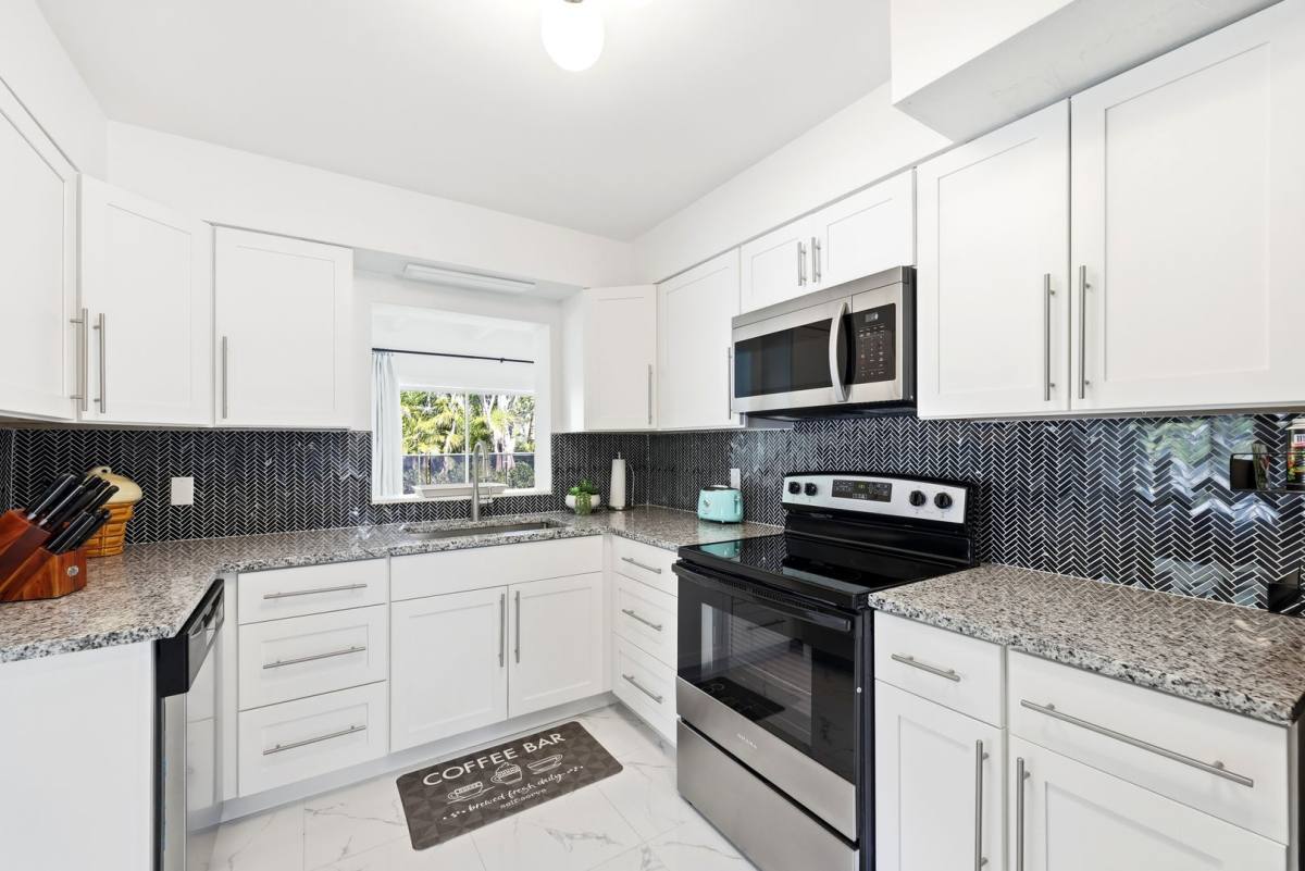 House for rent at 1147 Shady Rest Lane, Naples, FL 34103
