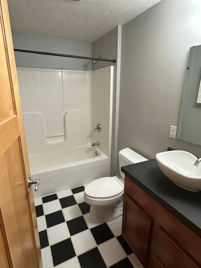 Apartment for rent at 107 - 111 E Allegan St, Lansing, MI 48933