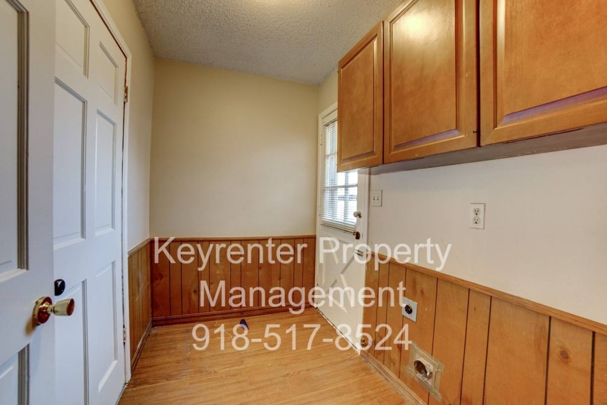 House for rent at 6105 S Troost Ave, Tulsa, OK 74136