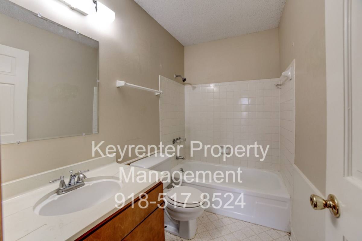 House for rent at 6105 S Troost Ave, Tulsa, OK 74136