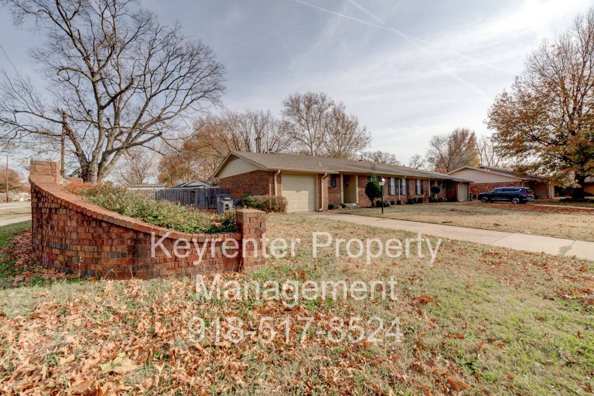 House for rent at 6105 S Troost Ave, Tulsa, OK 74136