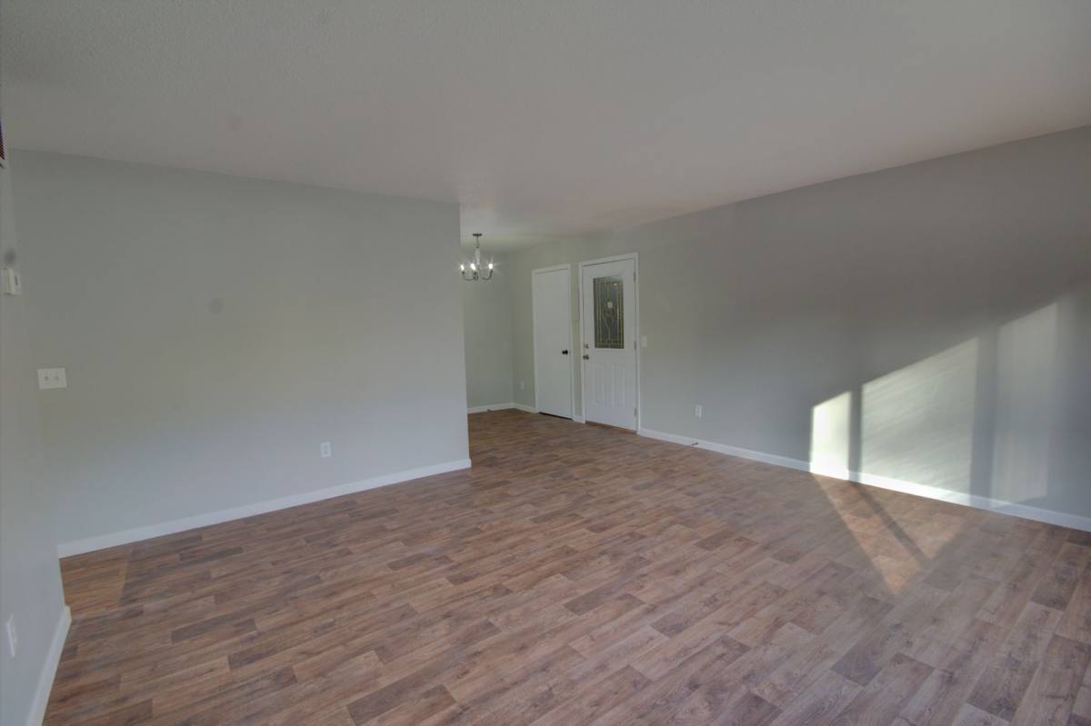 Apartment for rent at 306 Larson Court, Hillsdale, IL 61257
