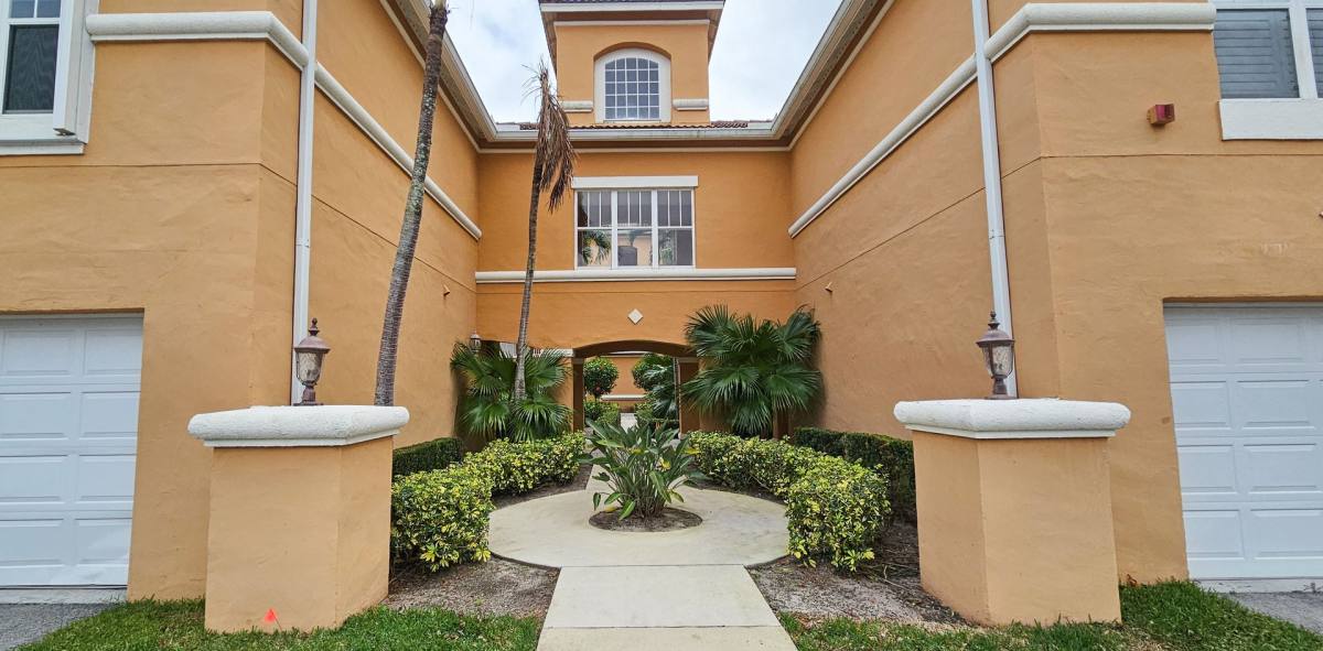 Condo for rent at 5035 Fairways Circle #C207, Vero Beach, FL 32967