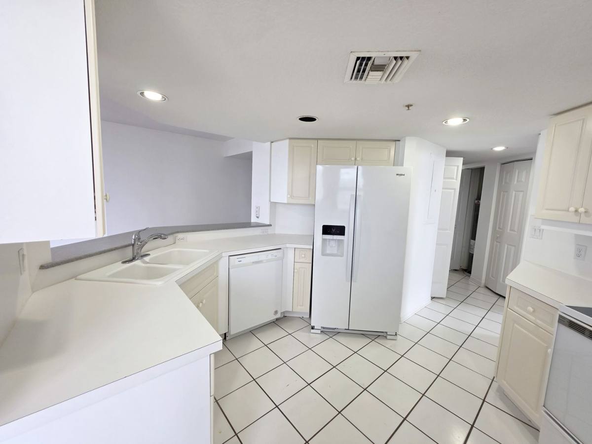 Condo for rent at 5051 N Highway A1a, Fort Pierce, FL 34949