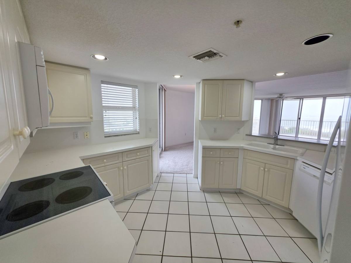 Condo for rent at 5051 N Highway A1a, Fort Pierce, FL 34949