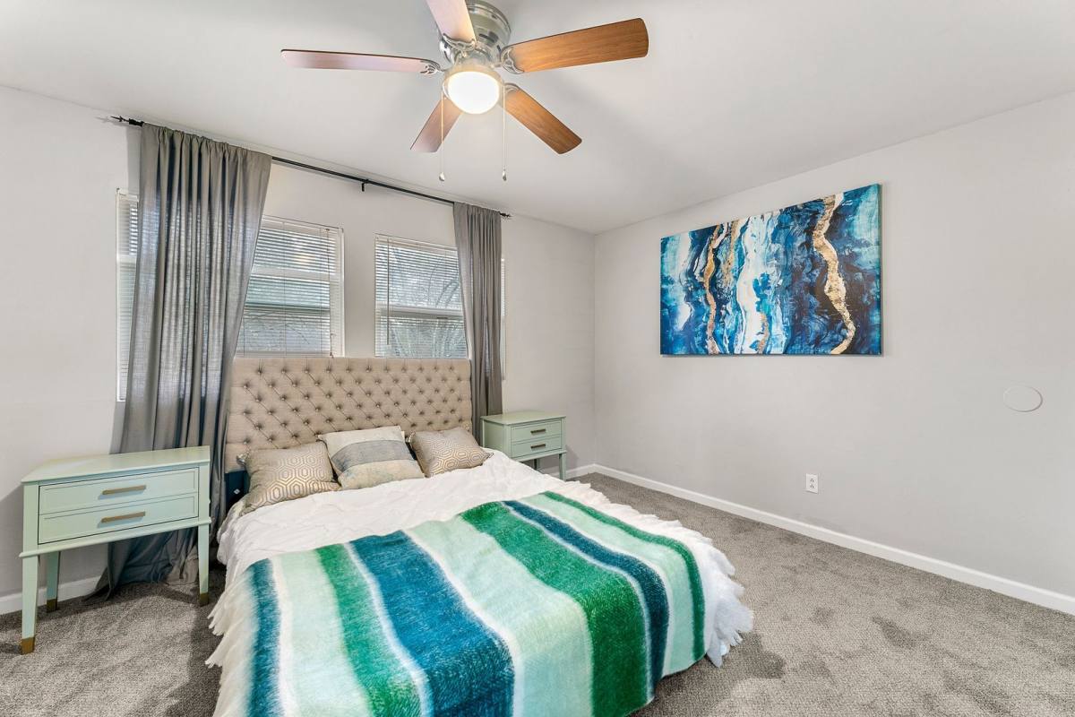 Apartment for rent at 208-212 Green Acres Lane, Cartersville, GA 30121