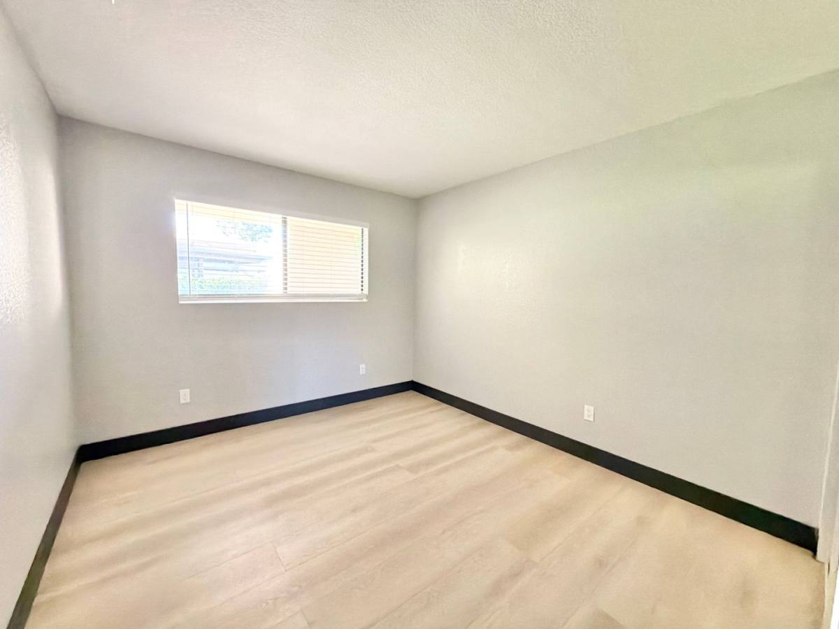 Apartment for rent at 2822 N Auburn Court, Palm Springs, CA 92262