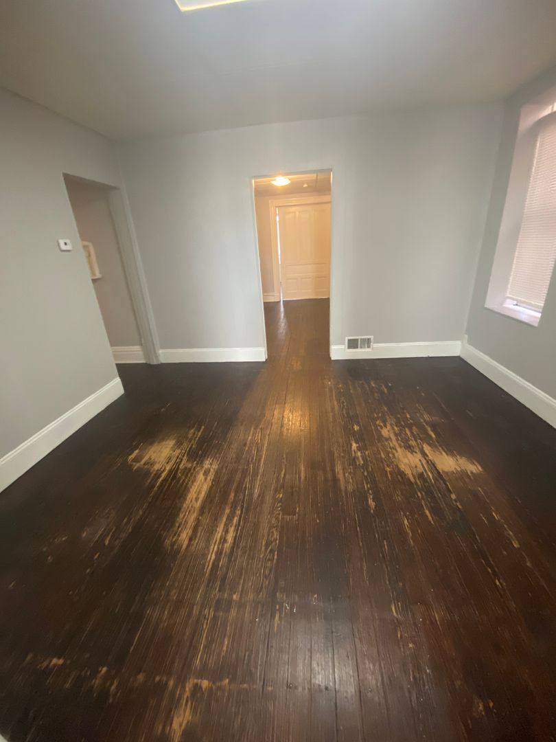 Apartment for rent at 3428 Dunnica, Saint Louis, MO 63118