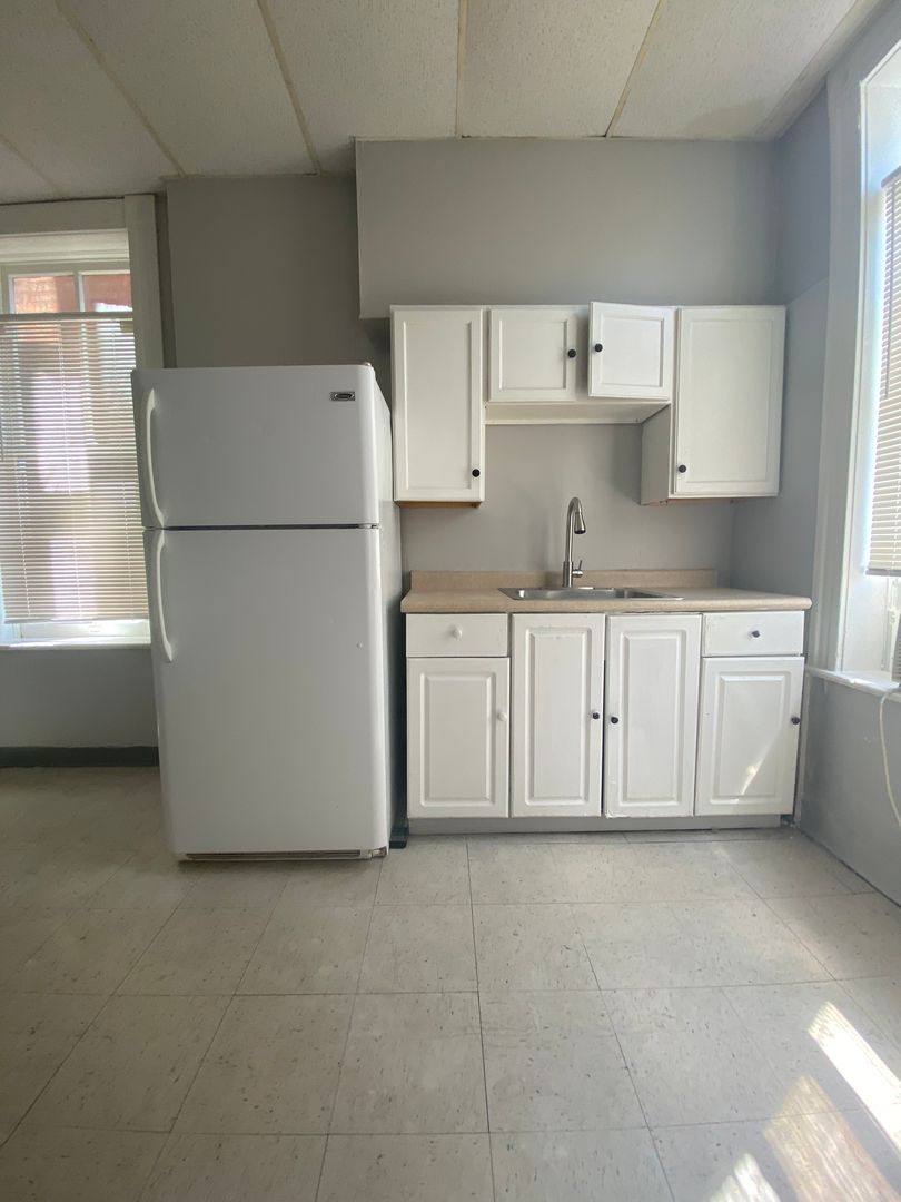Apartment for rent at 3428 Dunnica, Saint Louis, MO 63118