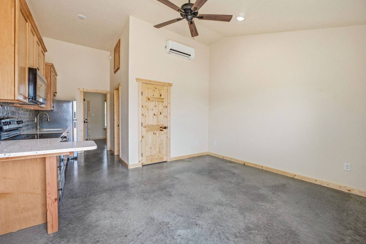 House for rent at 5415 County Rd, Stephenville, TX 76401