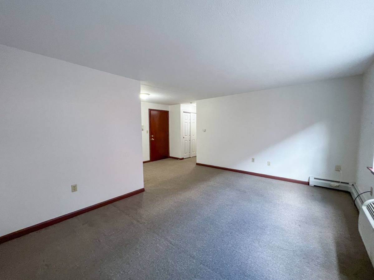 Apartment for rent at 50 Allen Place, Hartford, CT 06106