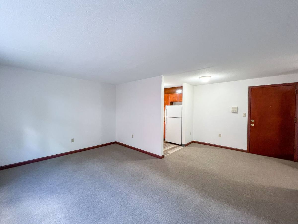 Apartment for rent at 50 Allen Place, Hartford, CT 06106