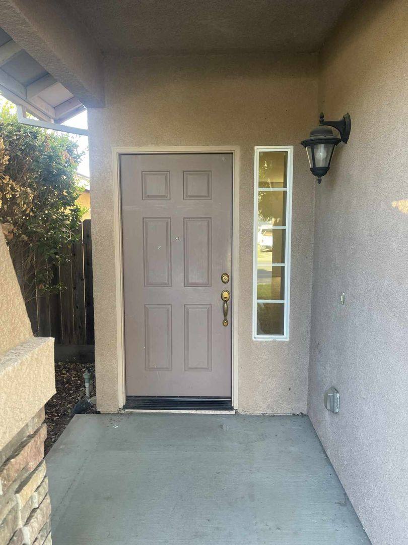 House for rent at 614 Mosburg Loop, Yuba City, CA 95991
