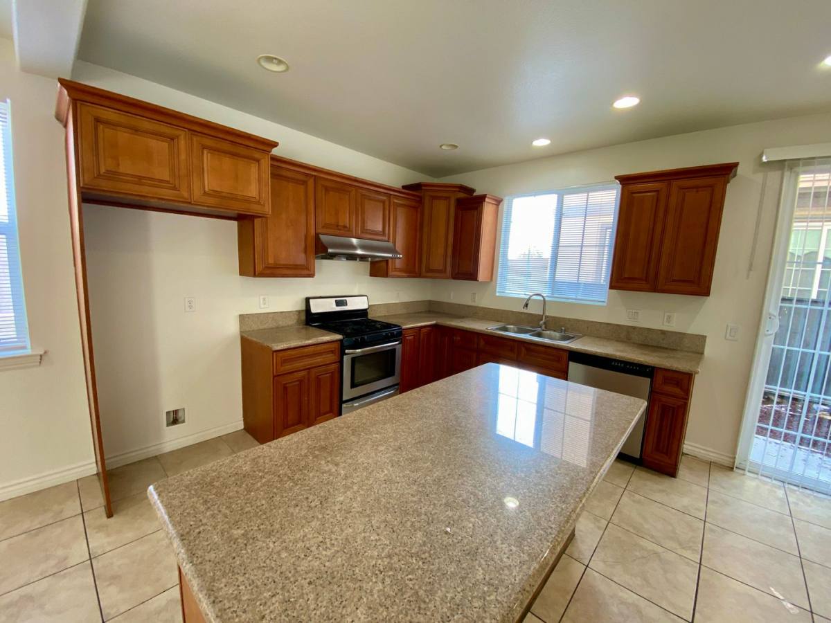 Apartment for rent at 14426 Beckner St, La Puente, CA 91744