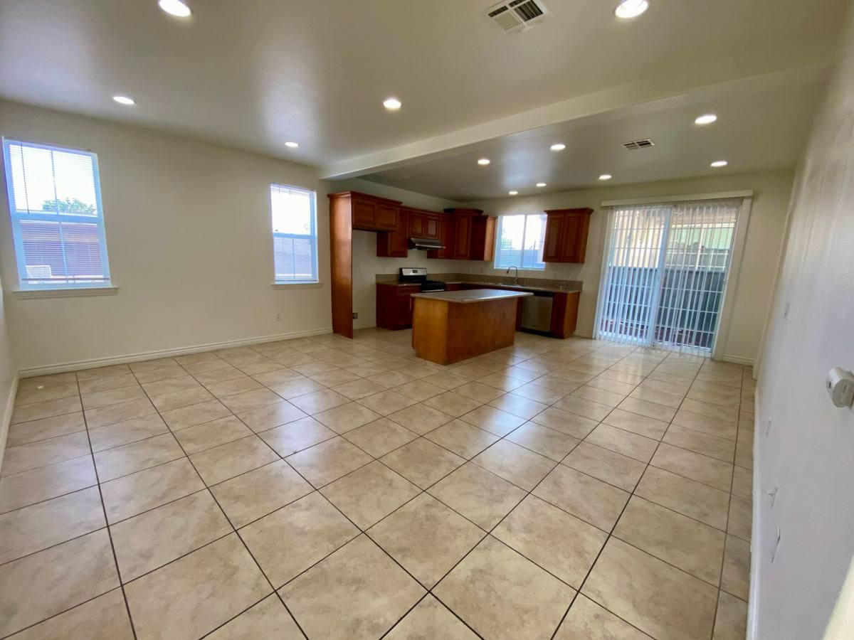 Apartment for rent at 14426 Beckner St, La Puente, CA 91744