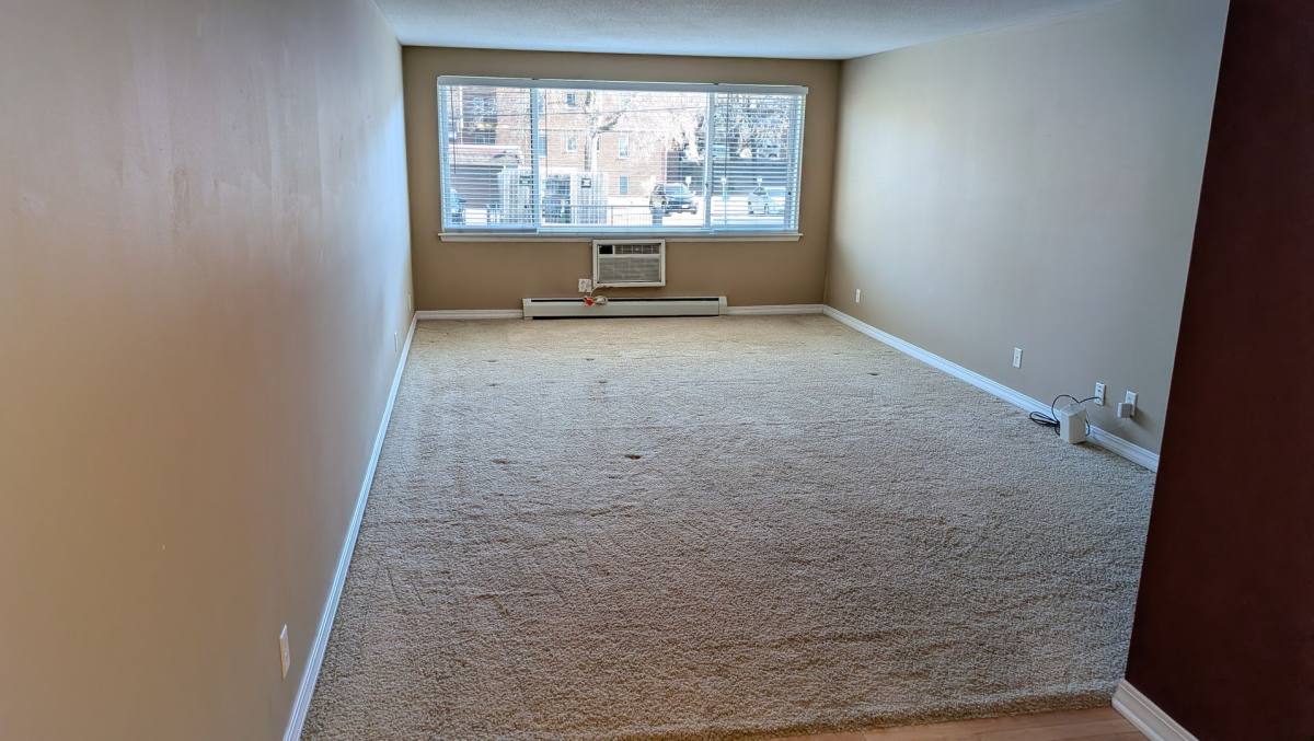 Condo for rent at 2700 W 44th St, Minneapolis, MN 55410