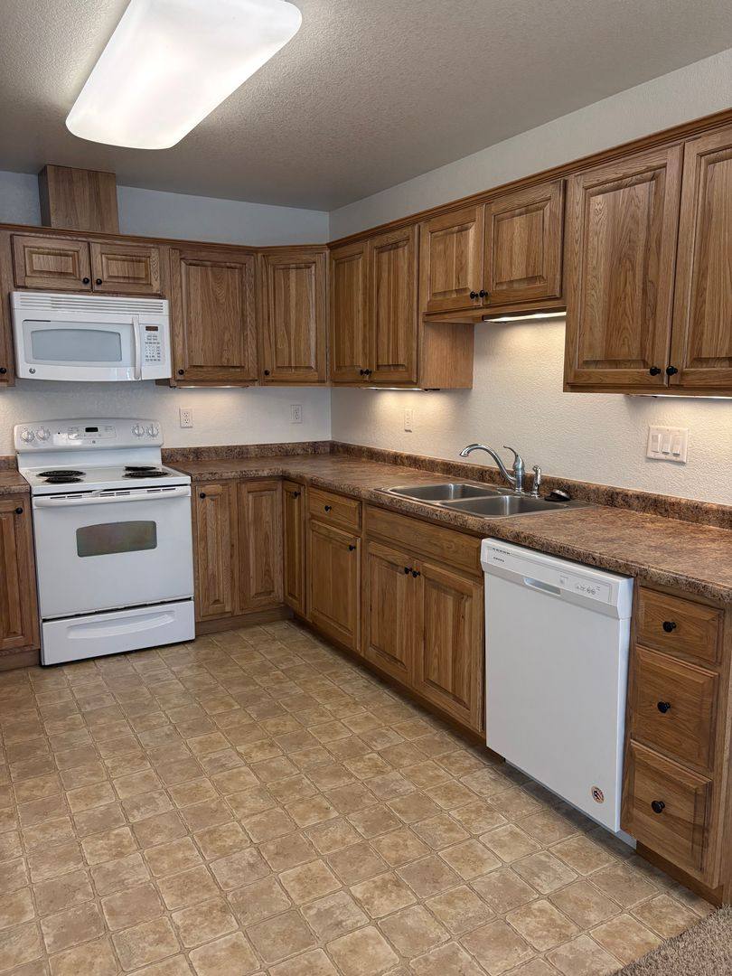 House for rent at 4385 Oro Blanco Dr, Colorado Springs, CO 80917