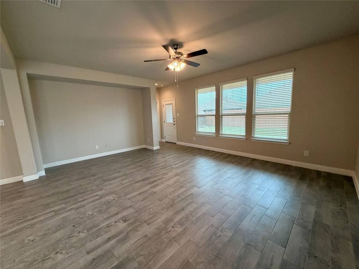 House for rent at 209 Irish Moss Dr, Haslet, TX 76052