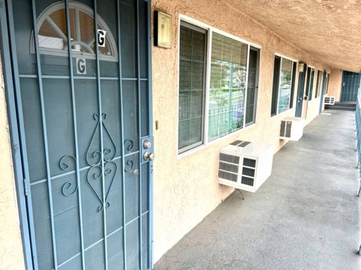 Apartment for rent at 6257 Newlin Ave, Whittier, CA 90601