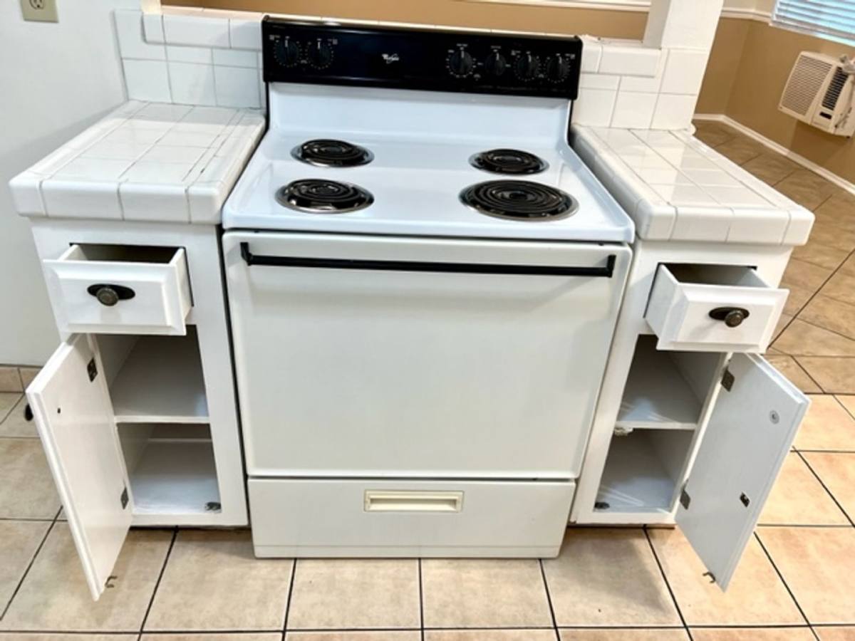 Apartment for rent at 6257 Newlin Ave, Whittier, CA 90601