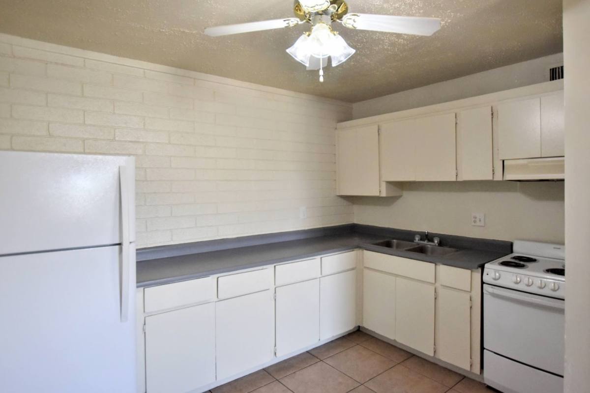 Apartment for rent at 3003 N Alvernon Way, Tucson, AZ 85712