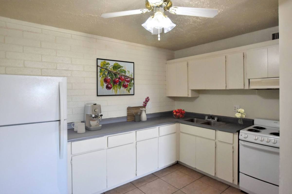 Apartment for rent at 3003 N Alvernon Way, Tucson, AZ 85712