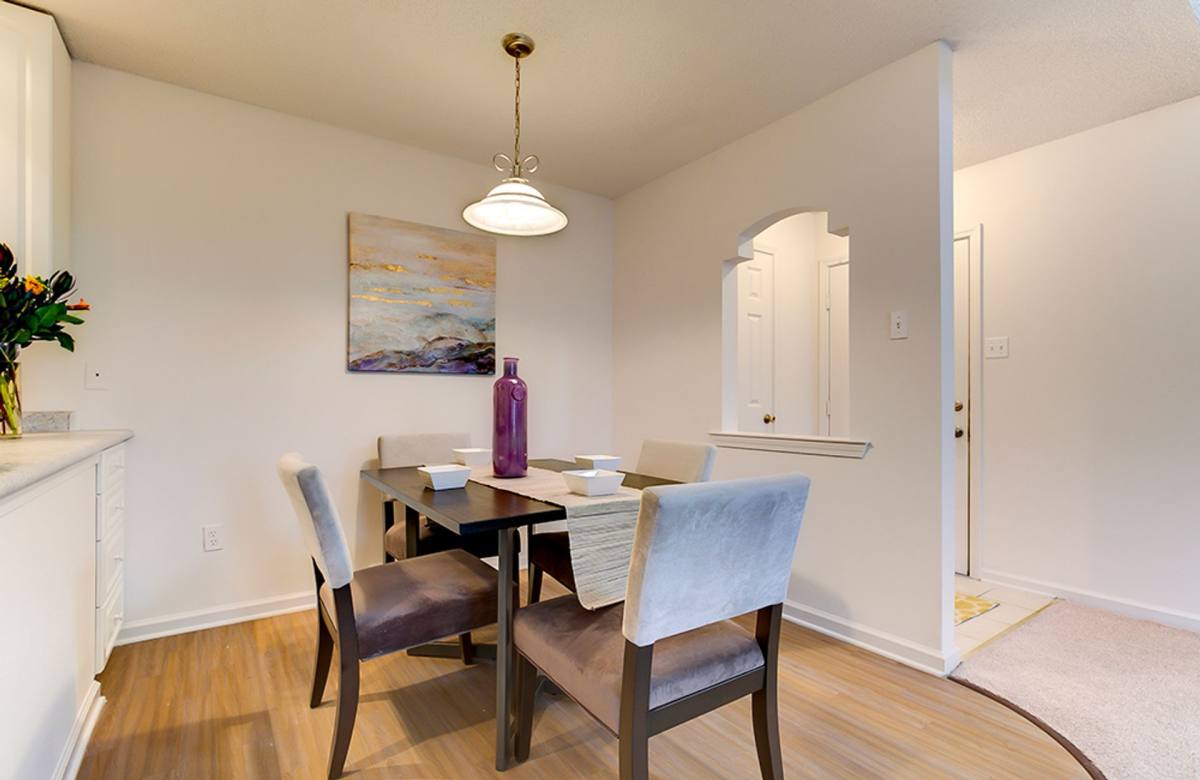 Apartment for rent at 3732 Oliney St, Metairie, LA 70001