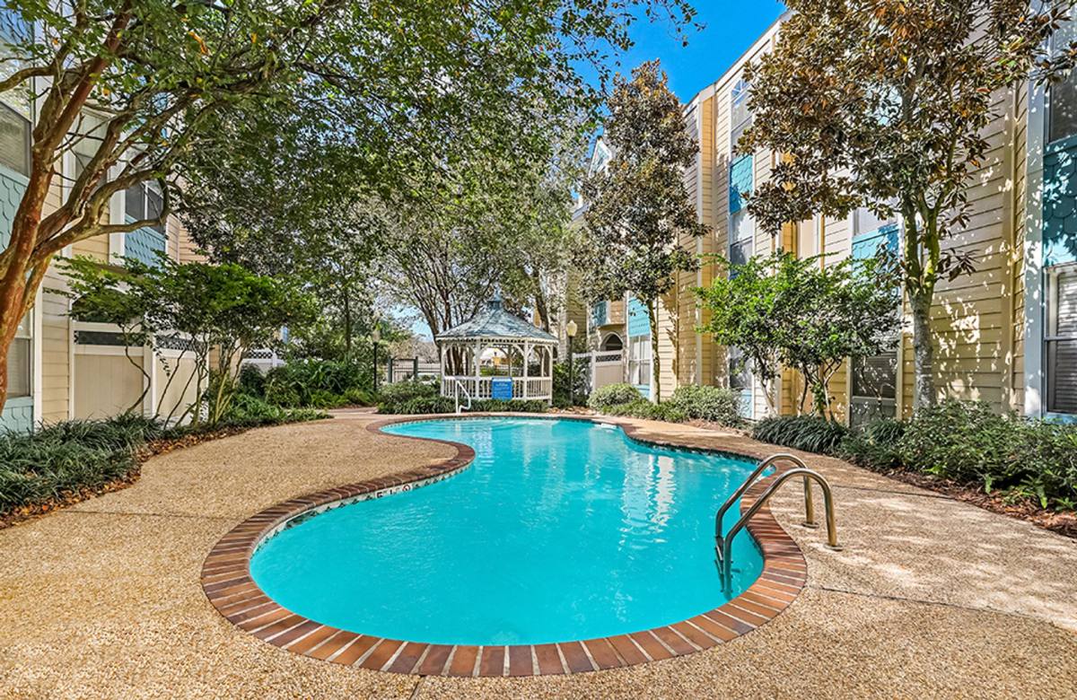 Apartment for rent at 3732 Oliney St, Metairie, LA 70001