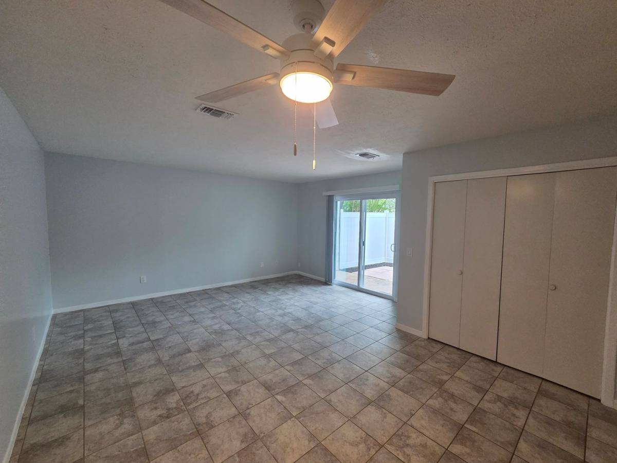 Townhouse for rent at 7125 N Lagoon Dr #P, Panama City, FL 32408