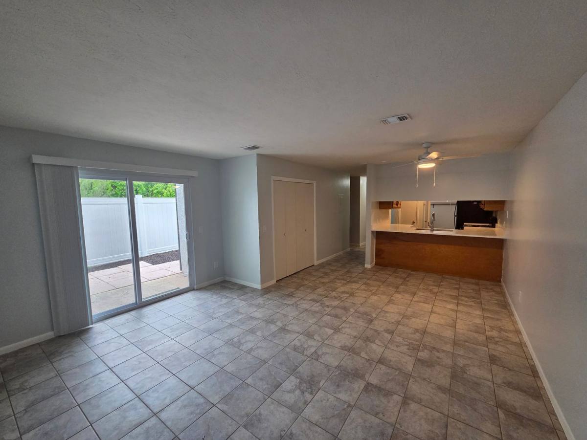 Townhouse for rent at 7125 N Lagoon Dr #P, Panama City, FL 32408