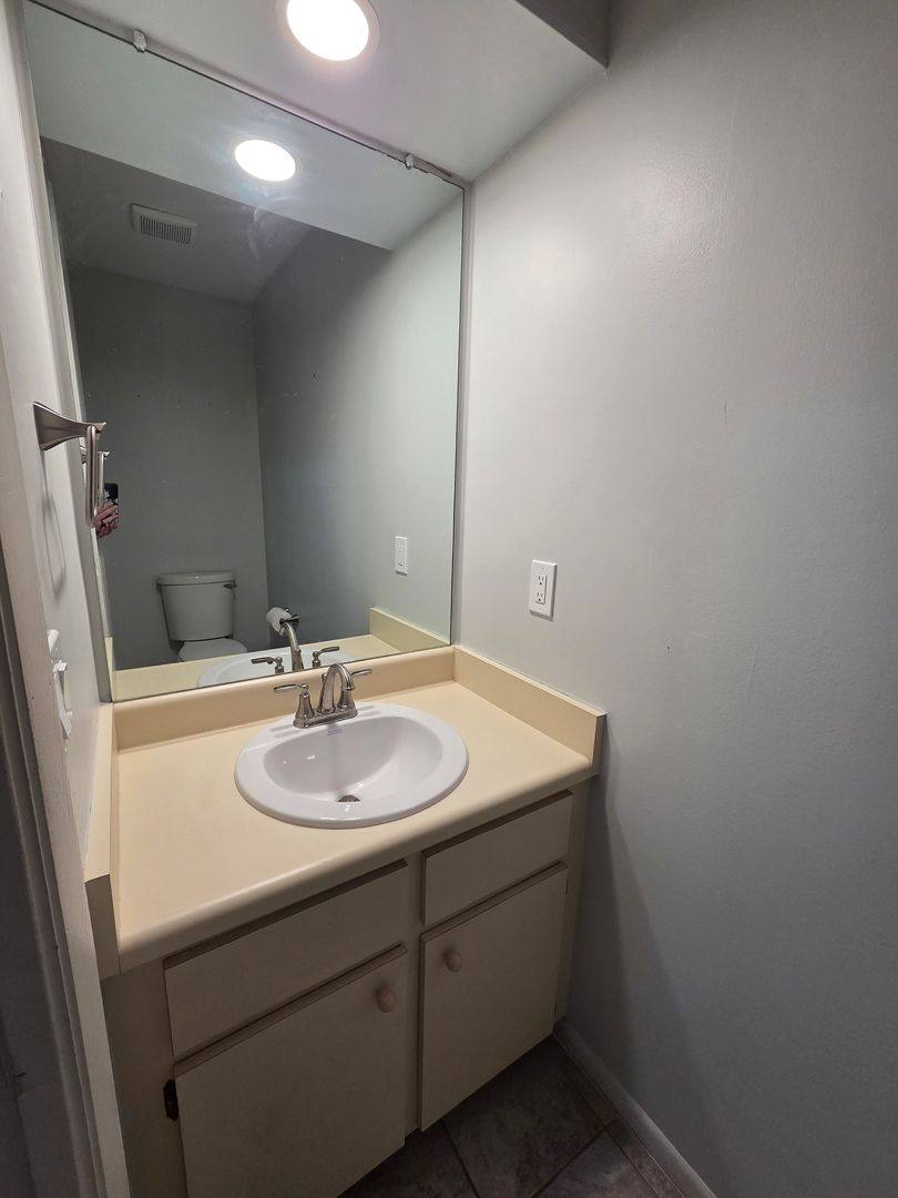 Townhouse for rent at 7125 N Lagoon Dr #P, Panama City, FL 32408