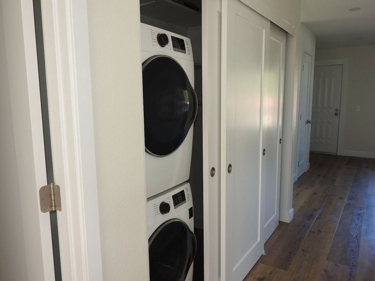 Condo for rent at 4255 Asher St, San Diego, CA 92110