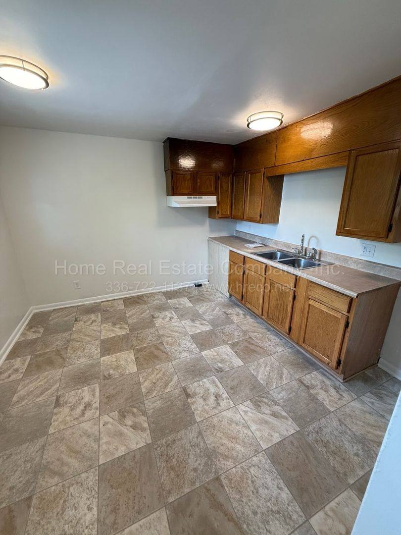 Apartment for rent at 632 Mulberry St, Winston Salem, NC 27101