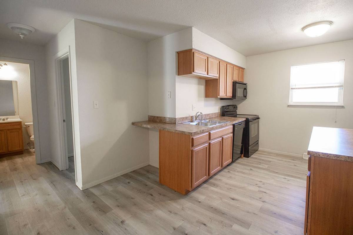 House for rent at 1005 W Ash St, Columbia, MO 65203