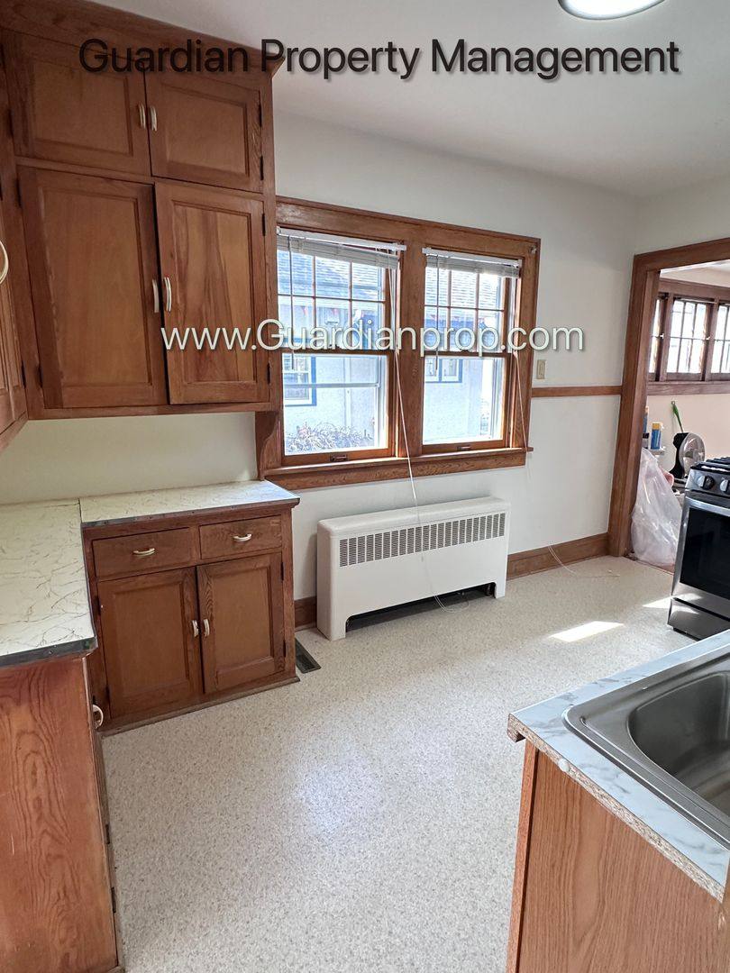 House for rent at 5559 2nd Ave S, Minneapolis, MN 55419
