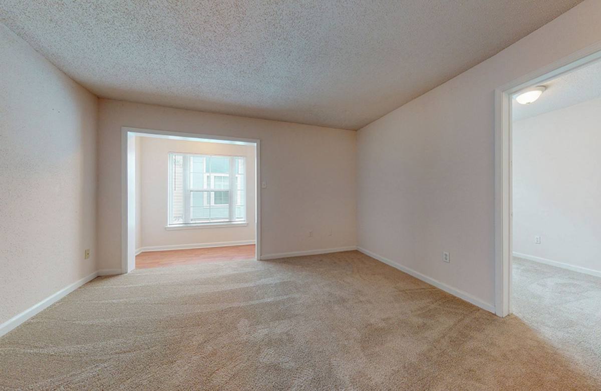 Apartment for rent at 2416 Pasadena Ave, Metairie, LA 70001