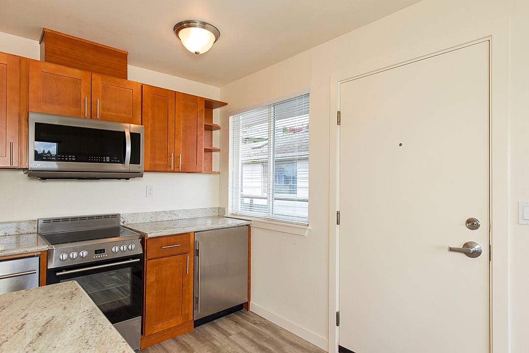 Apartment for rent at 2635 Prosch Ave W, Seattle, WA 98119
