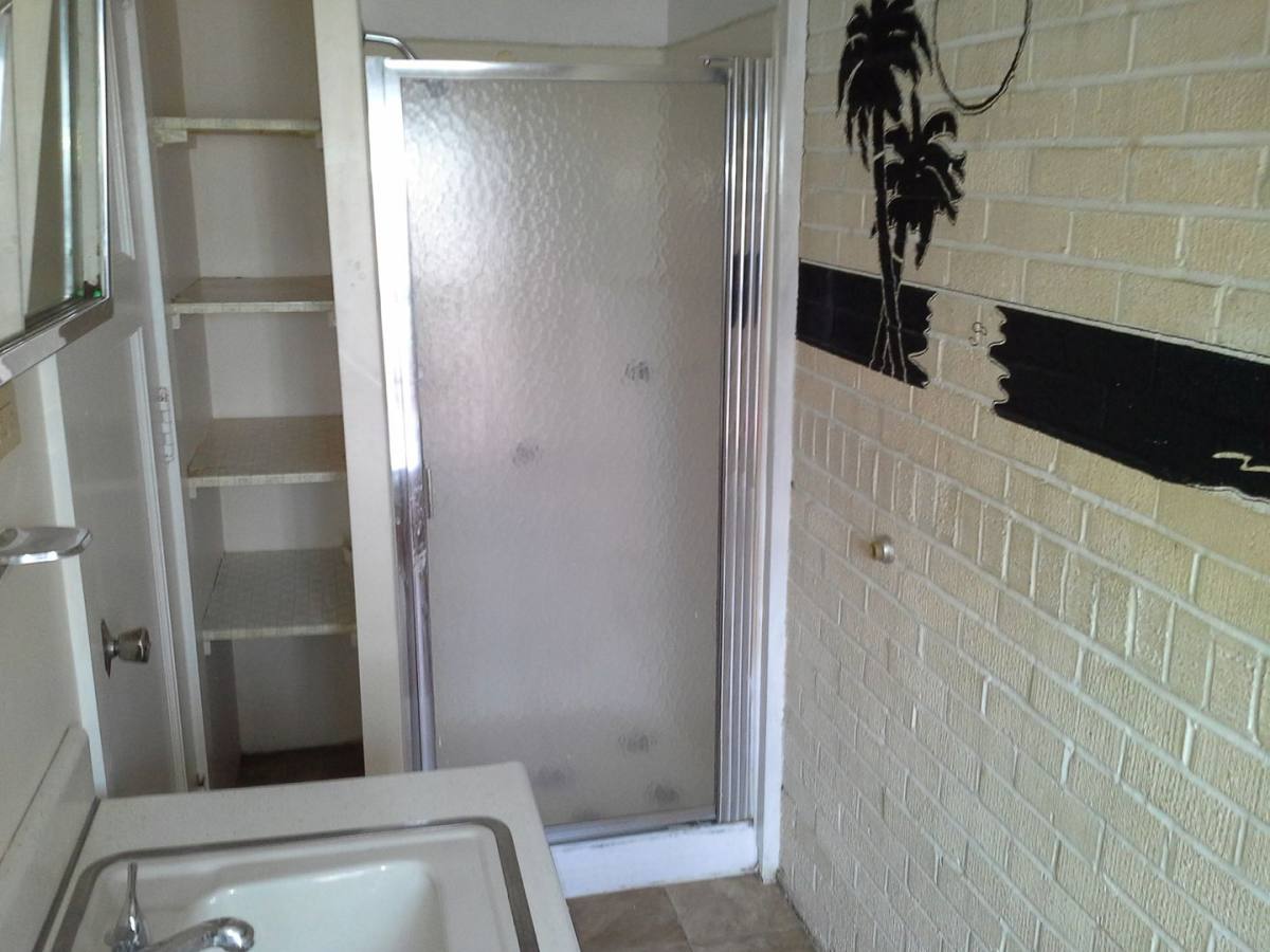 Apartment for rent at 103 W Main St, Lock Haven, PA 17745